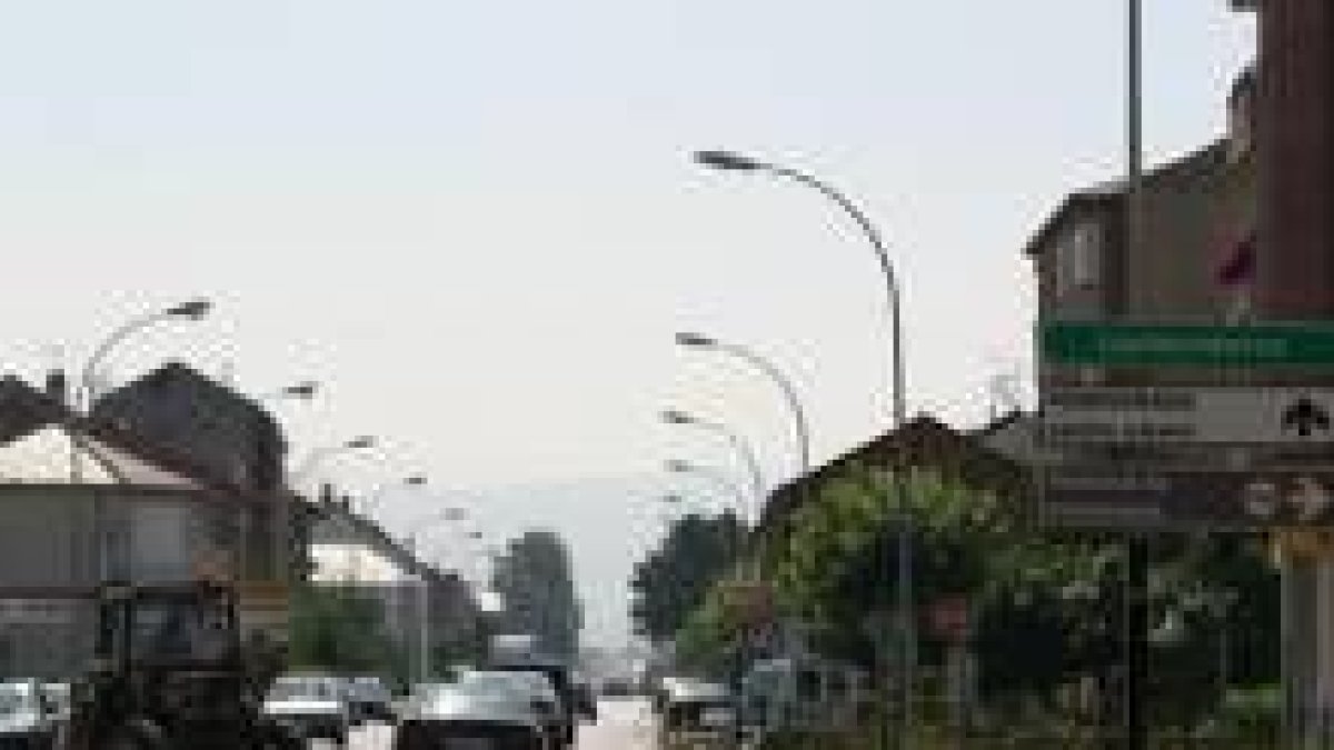 Zapico dice que el plan energético del PP se reduce a 80 farolas de ahorro
