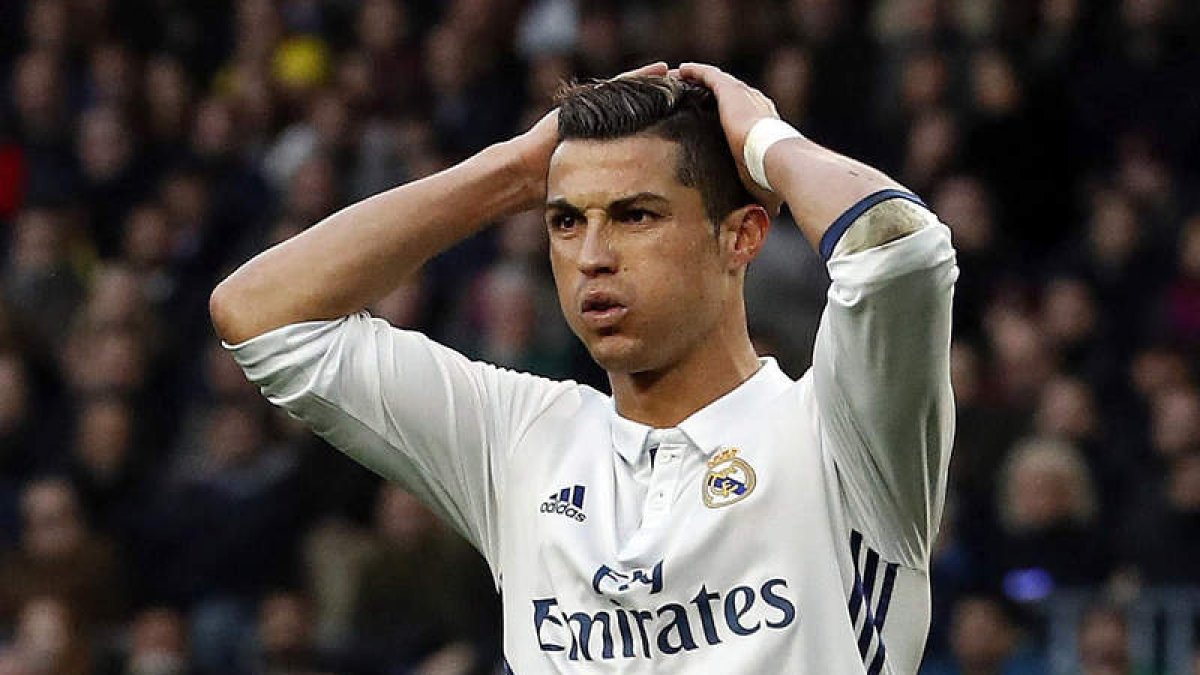 Cristiano Ronaldo está siendo investigado por un presunto desvío a un paraíso fiscal. ALBERTO ESTÉVEZ