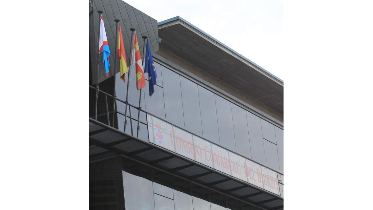 Imagen exterior de la sede del Consejo Comarcal. DL
