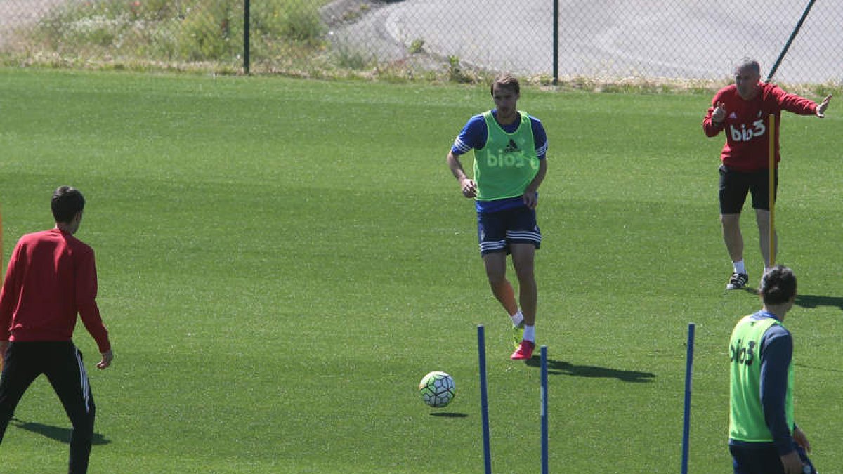 El equipo blanquiazul se prepara para su última y más importante batalla de la temporada. L. DE LA MATA