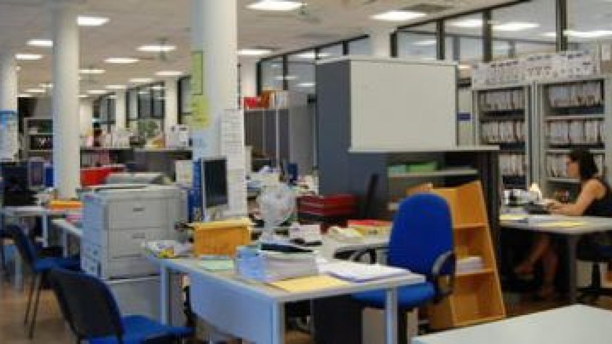 Interior de los servicios centrales del Ayuntamiento de San Andrés del Rabanedo.