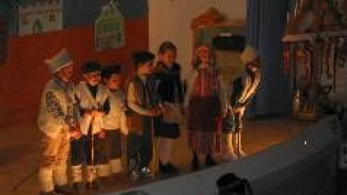 La escena de la adoración al niño fue de las más aplaudidas