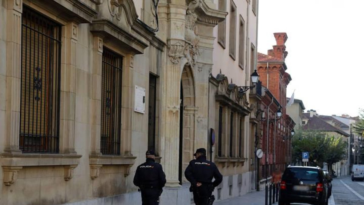 Imagen del exterior de la Audiencia Provincial de León