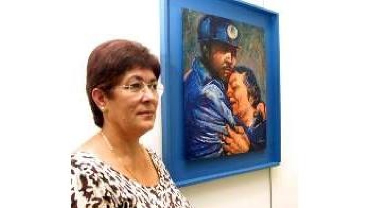 ANA F. BARREDO