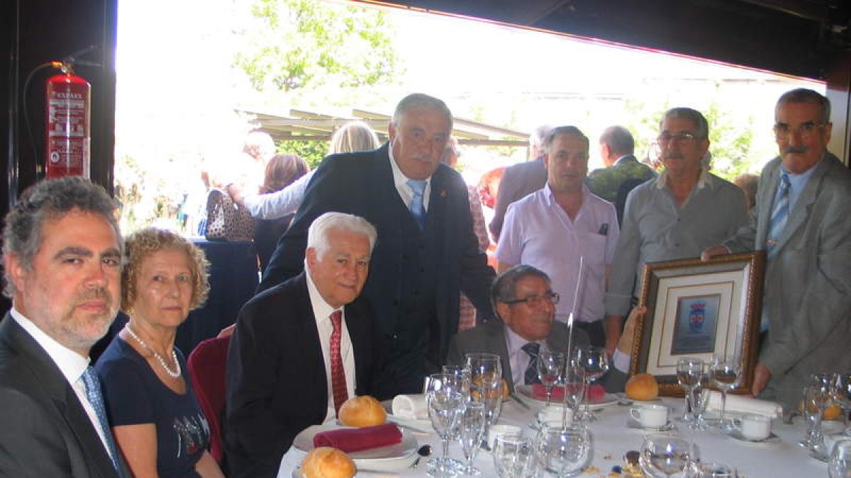 m. macías