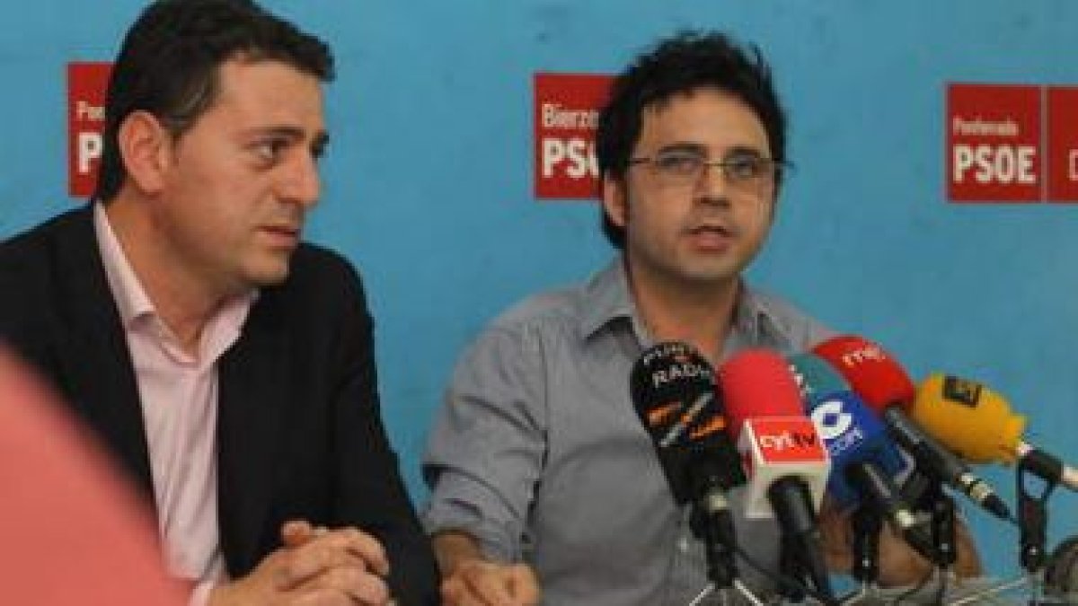 José Manuel Sánchez y Miguel Ángel Rodríguez Rivera, ayer en Ponferrada.