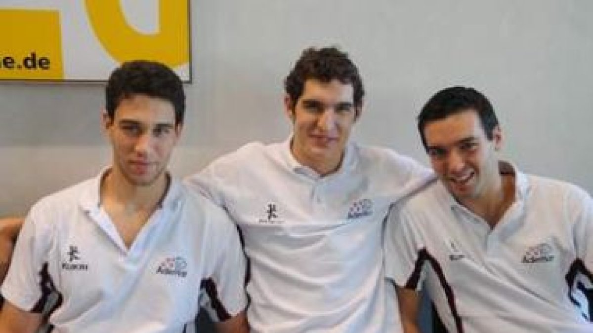 Goñi, izquierda, y Carrillo, derecha, dos canteranos con opciones de subir al primer equipo.