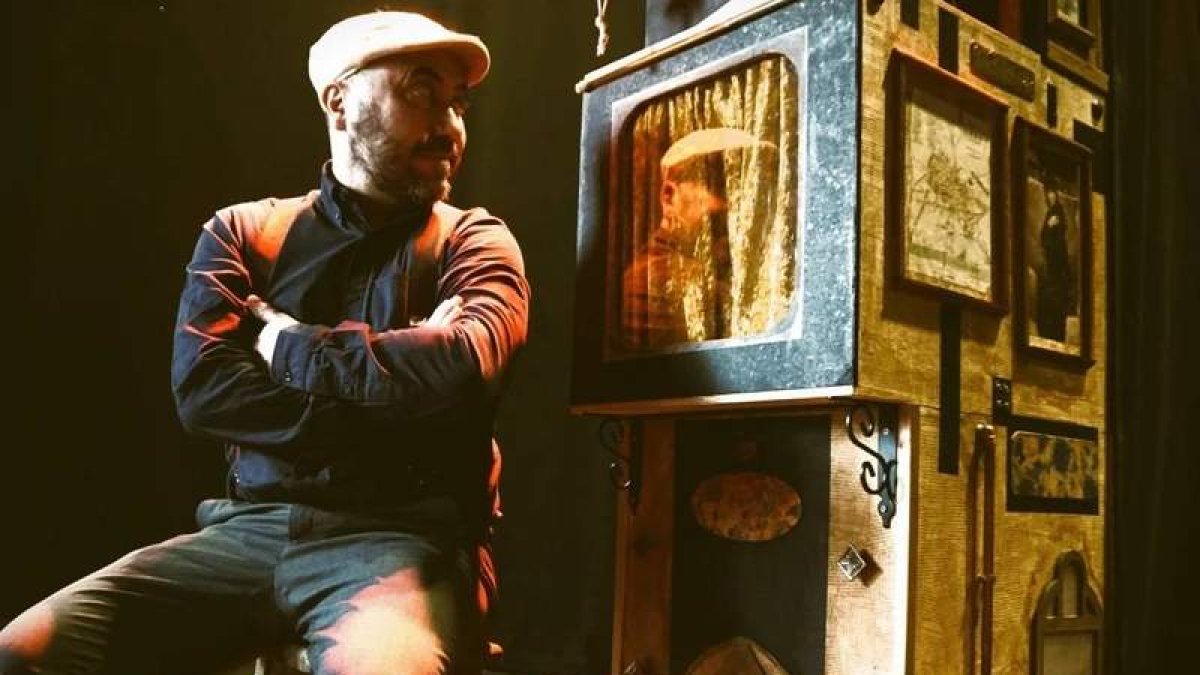 Kokoro Teatro estrena a nivel mundial su espectáculo de títeres en miniatura ‘El circo de la luna’. DL