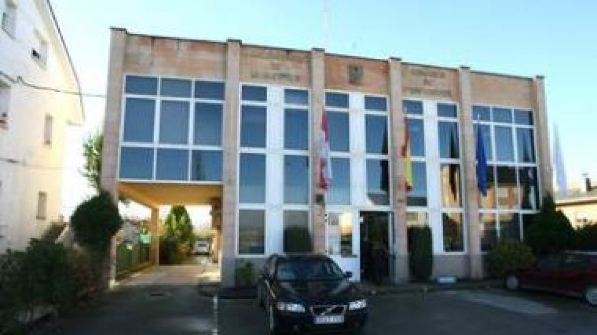Sede de la Mancomunidad de municipios de la comarca de Ponferrada, en Fuentesnuevas.