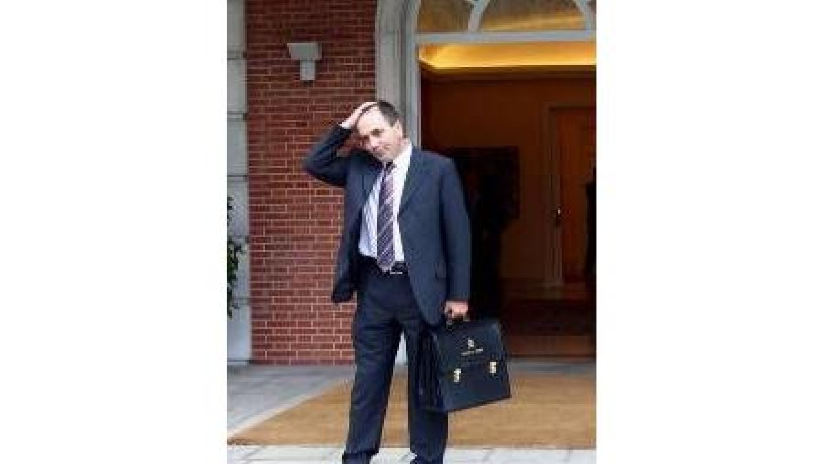 El ministro del Interior, el leonés Alonso, en La Moncloa