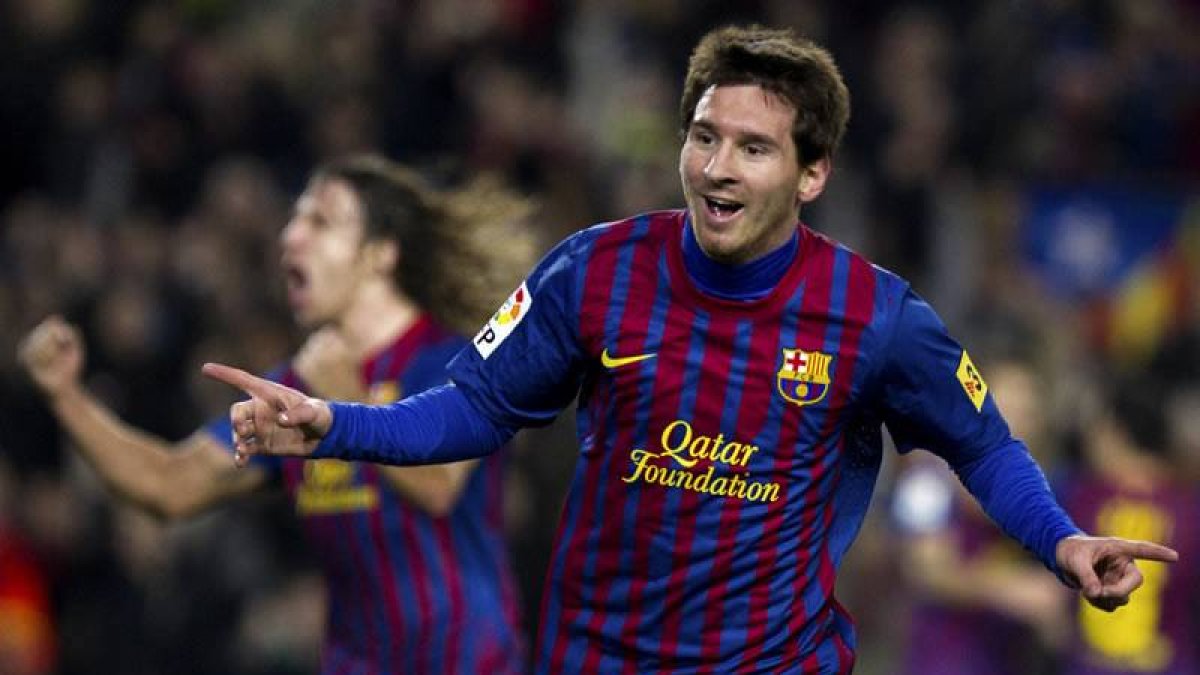 Leo Messi celebra el cuarto gol del Barça ante el Osasuna en los octavos de final de Copa.