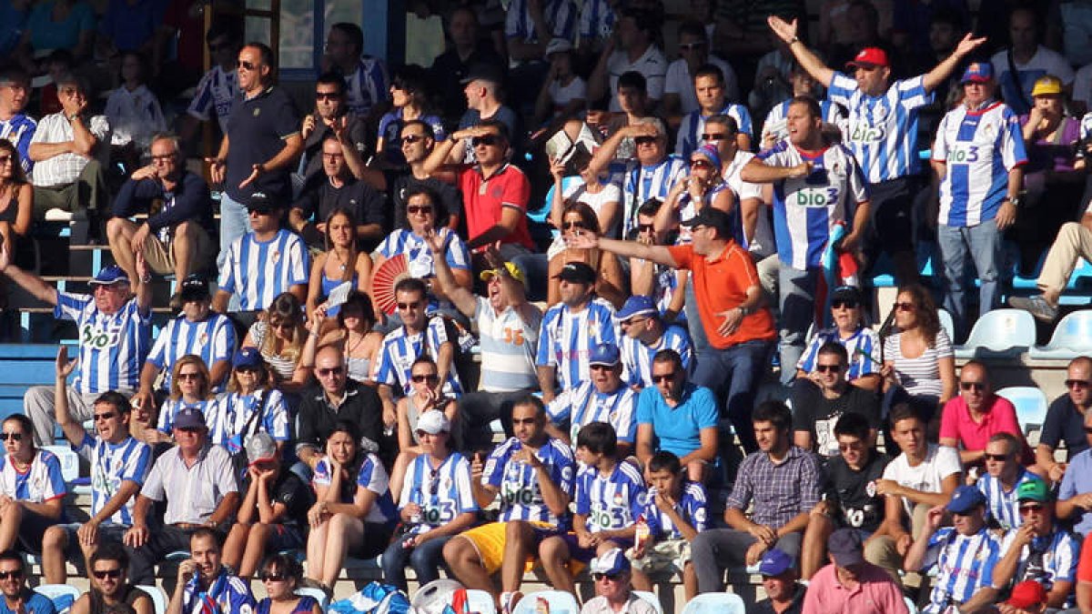 El club anima a la afición a que esté con el equipo el sábado y también ayude a los desfavorecidos.