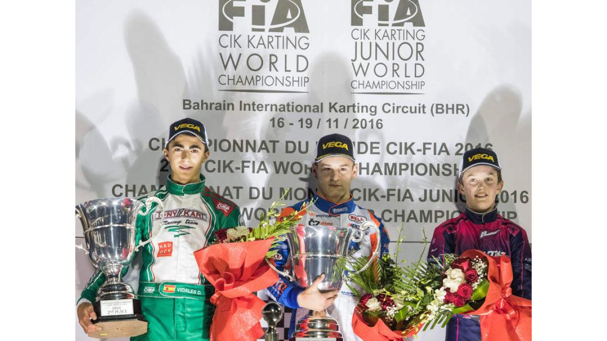 El podio final del campeonato del mundo, con David Vidales segundo, a la izquierda. NACHO NÚÑEZ