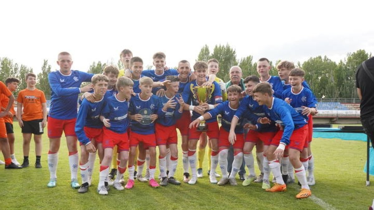 El Rangers, campeón del torneo. JONATHAN NOTARIO