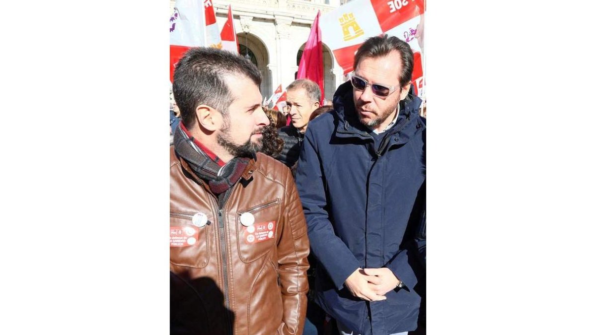 Tudanca apoya a Puente, que originó la polémica. R GARCÍA