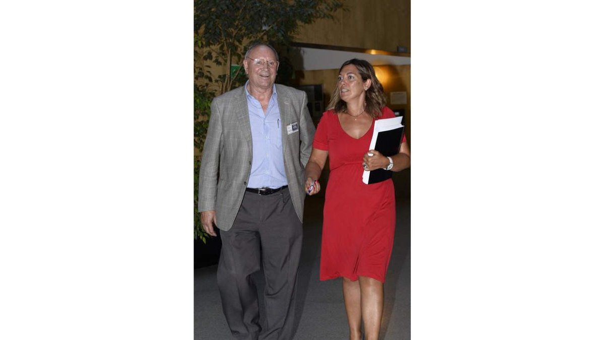 Ángel González Quintanilla y Milagros Marcos. NACHO GALLEGO
