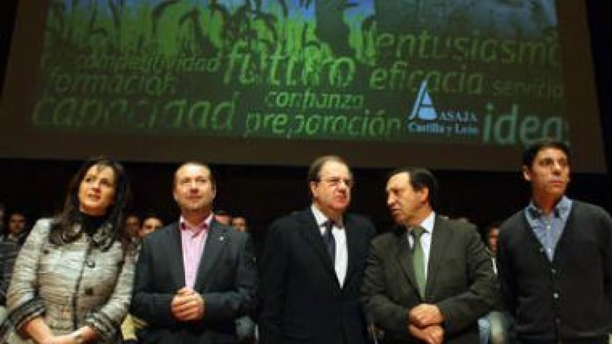 Silvia Clemente, Donaciano Dujo, Juan Vicente Herrera, Lino Rodríguez y Pedro Barato.