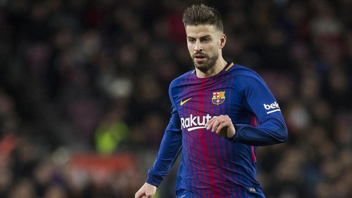 Piqué, en el derbi copero ante el Espanyol en el Camp Nou.