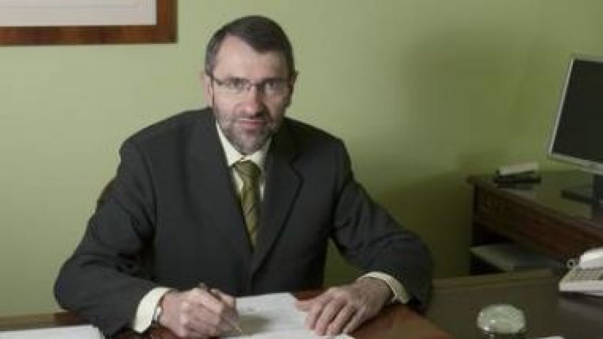 José Esteban Fernández Rico es el nuevo decano del Colegio Oficial de Ingenieros