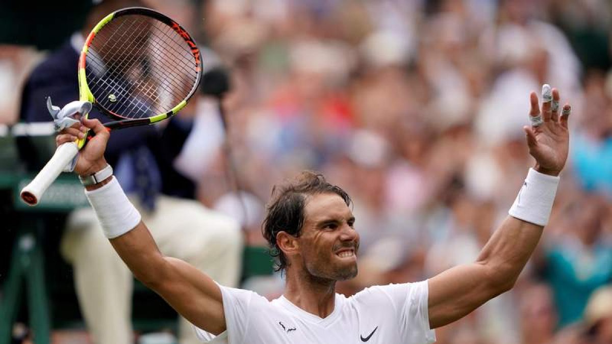 Nadal celebra su victoria frente a Joao Sousa. NIC BOTHMA
