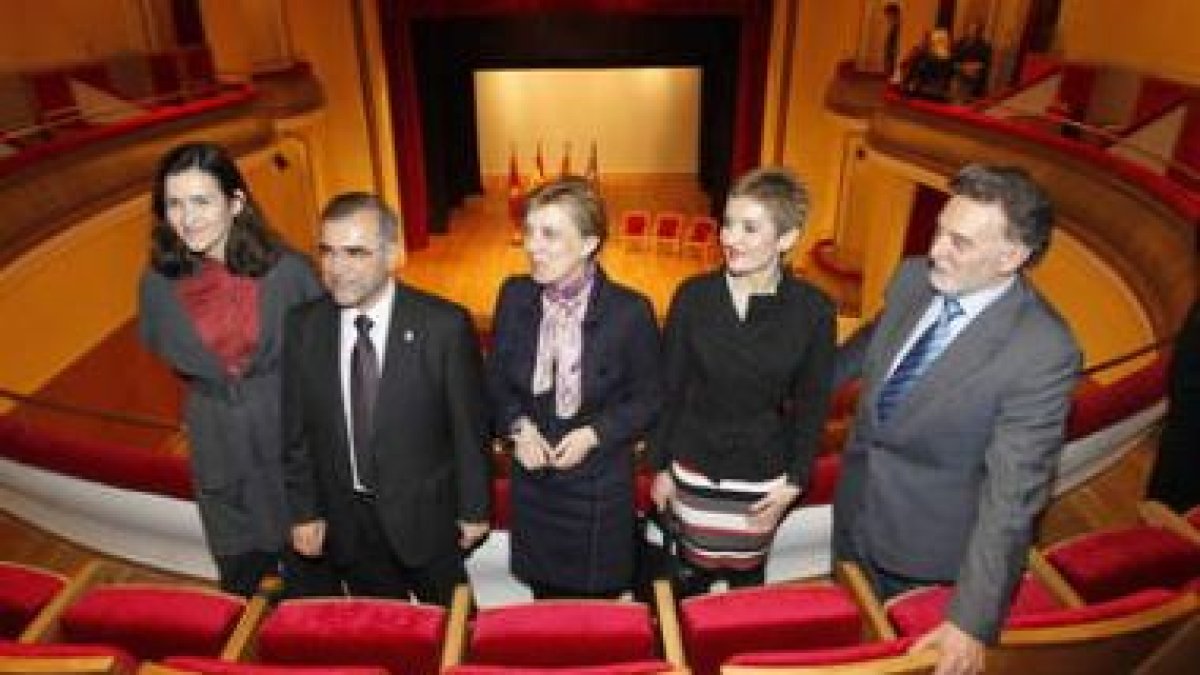 Ángeles González-Sinde, José Miguel Palazuelo, María José Salgueiro, Anunciación Romero y Miguel Ale