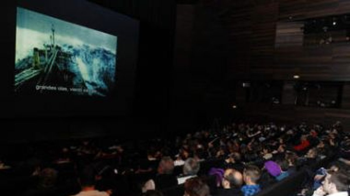 Las proyecciones de ayer volvieron a llenar el Auditorio de espectadores. No cabía ni uno más.