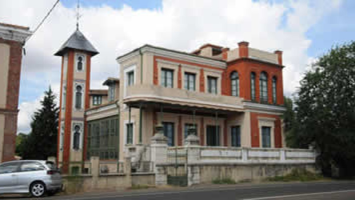 Un chalet modernista envuelto en la polémica.
