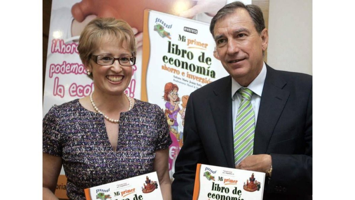 Raquel López, Jorge Martínez, Juan José Mateos, María Jesús Soto y Pablo Lago, ayer durante la presentación.