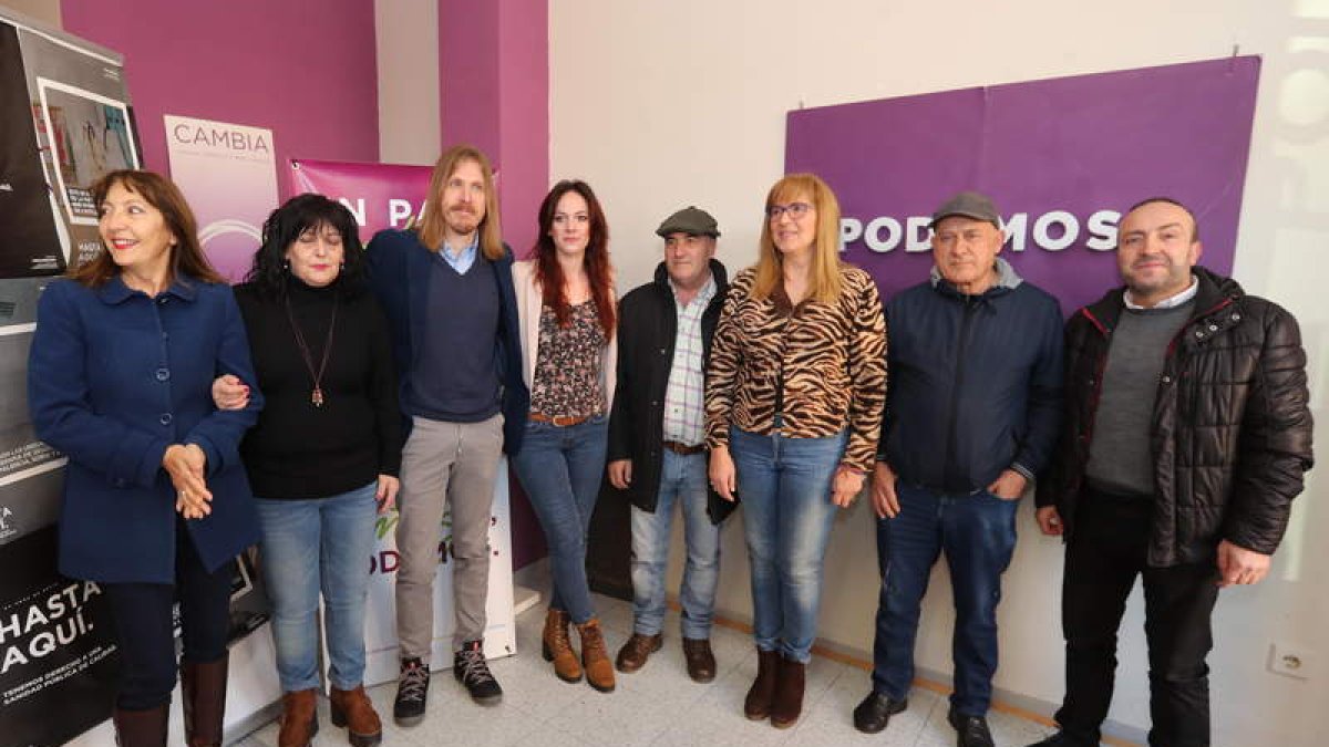 Hernando, Cobo, Pablo Fernández, Lorena González, Díaz, Varela, Muelas y Puente. L. DE LA MATA