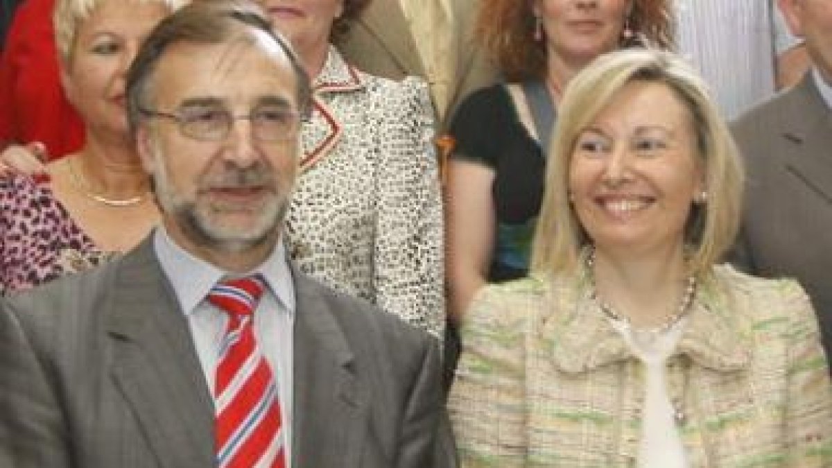 Ignacio Robles y Amparo Valcarce presentarán el proyecto en León