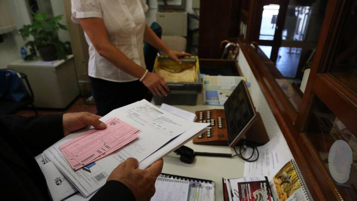 El decreto ley cuenta con el aval de todos los sindicatos de la Mesa General de Negociación de la Junta CSIF, UGT, CCOO y TISCyL. DL