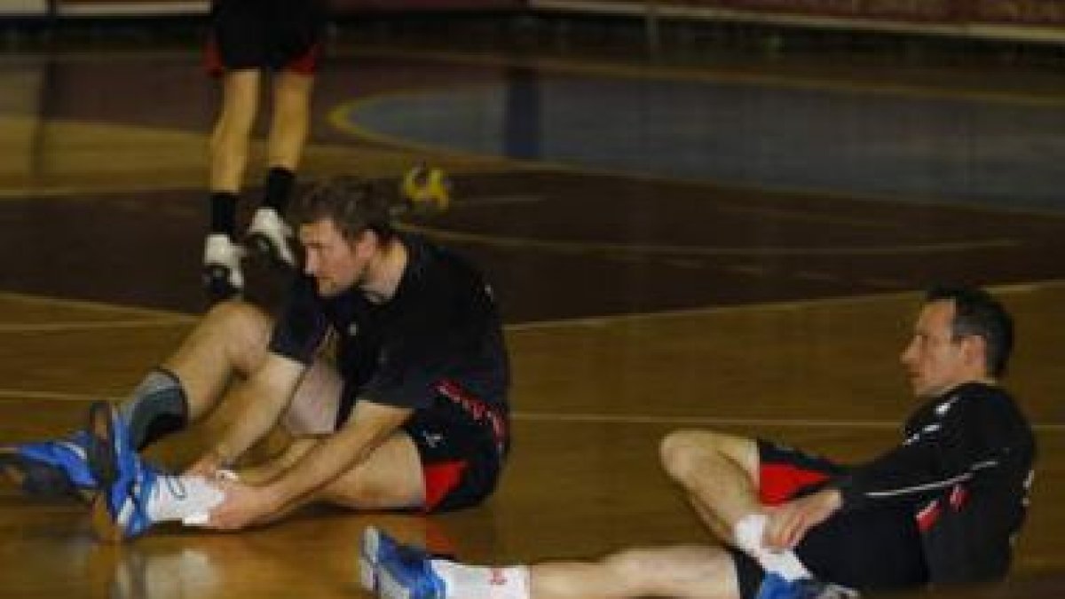La pareja rusa del equipo leonés: Danil Chernov y Krivoshlykov.