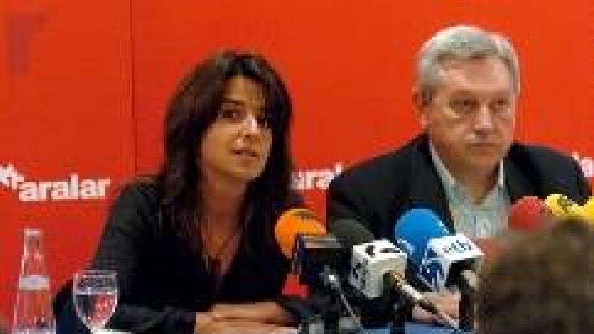 JAVIER ECHEZARRETA