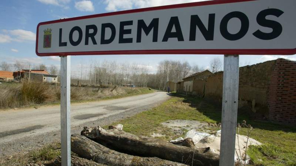 Lordemanos, perteneciente a Cimanes de la Vega, apenas tiene una treintena de habitantes. RAMIRO