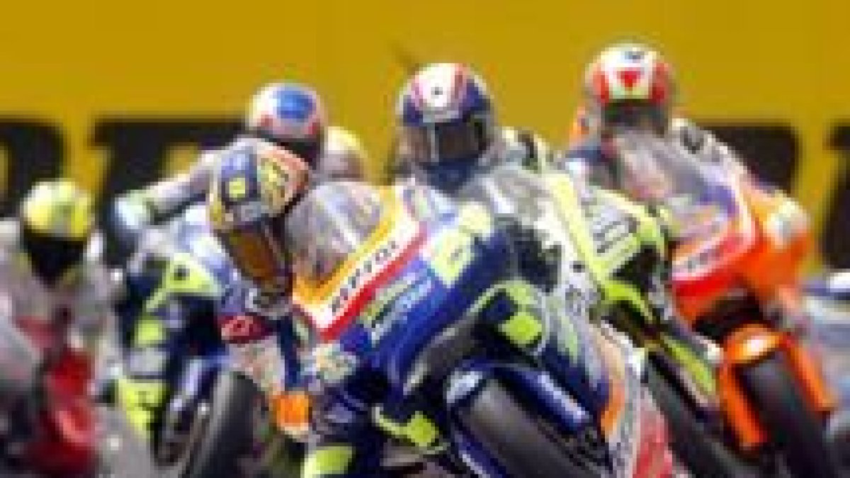 Toni Elías dominó la prueba de 250 c.c. con total autoridad desde la primera vuelta