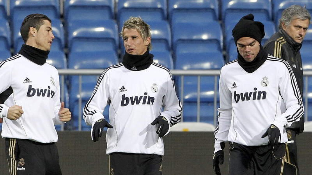 El Madrid entrenó ayer en Valdebebas sin Higuaín, que se ejercitó en el gimnasio.