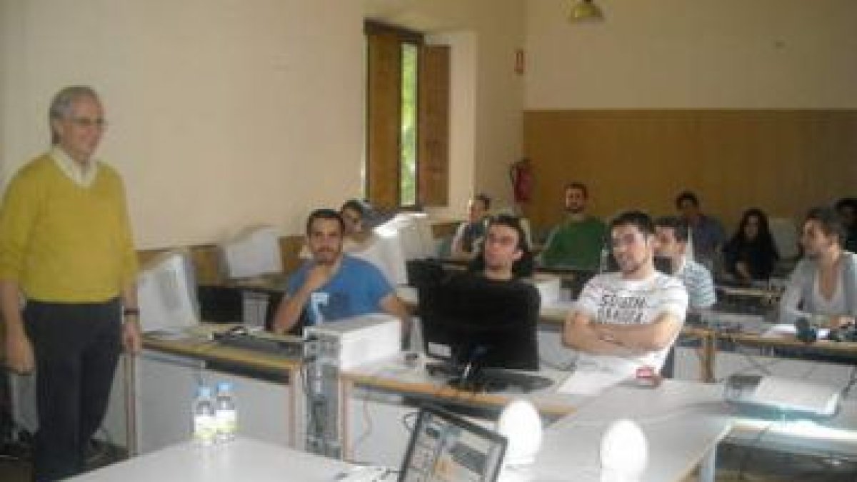 El curso inaugural sobre «realidad aumentada».