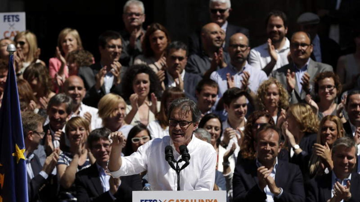 Mas, en el acto de presentación de la candidatura de CDC. ESTÉVEZ