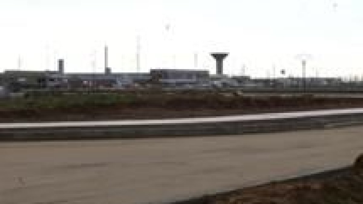 Las obras de la segunda fase del polígono industrial de Onzonilla se encuentran en su fase final