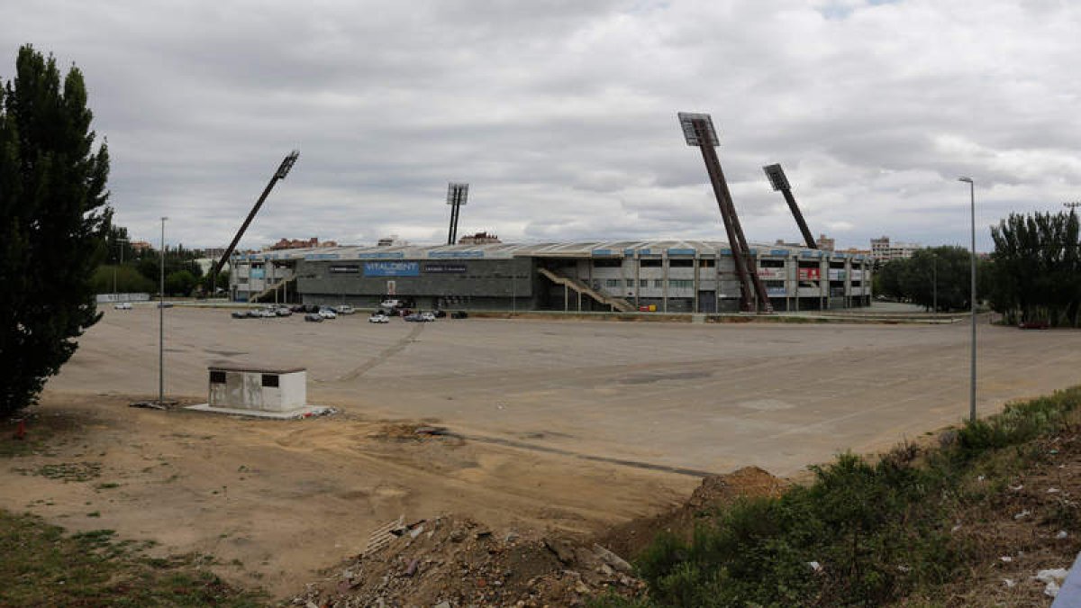La obra de instalación eléctrica del ferial ha costado 387.200 euros. SECUNDINO PÉREZ