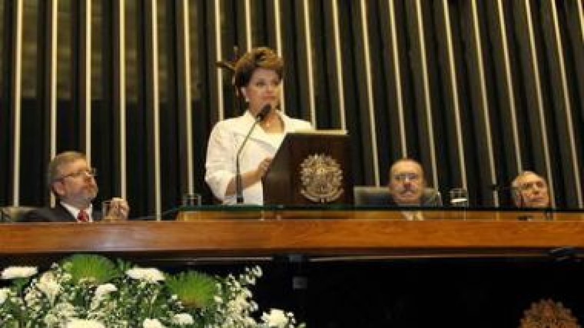 La nueva presidenta después de jurar su cargo.