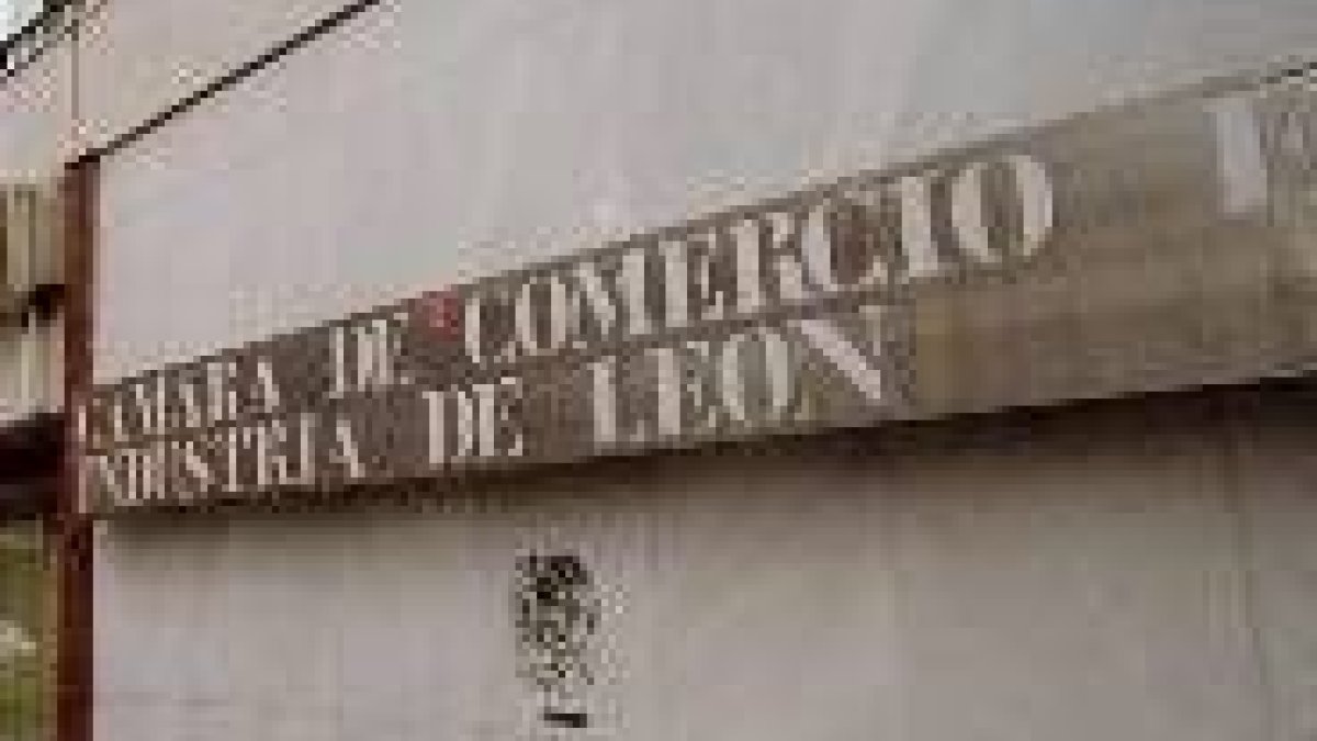 Las cámaras de comercio prevén un crecimiento de la economía española del 2,9% en el 2004