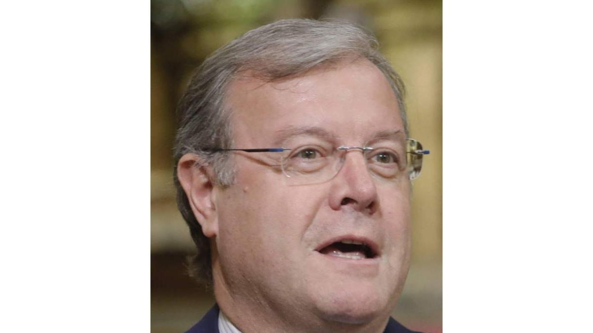 1Antonio Silván
