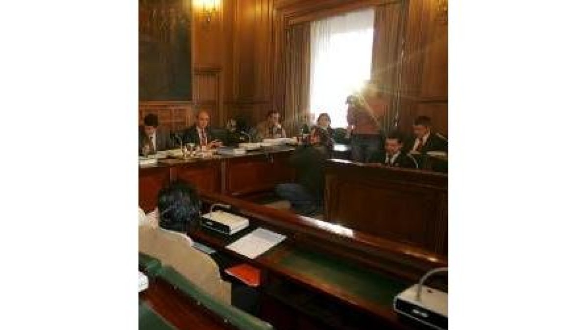 Imagen de archivo de una de las reuniones de la asamblea del consorcio