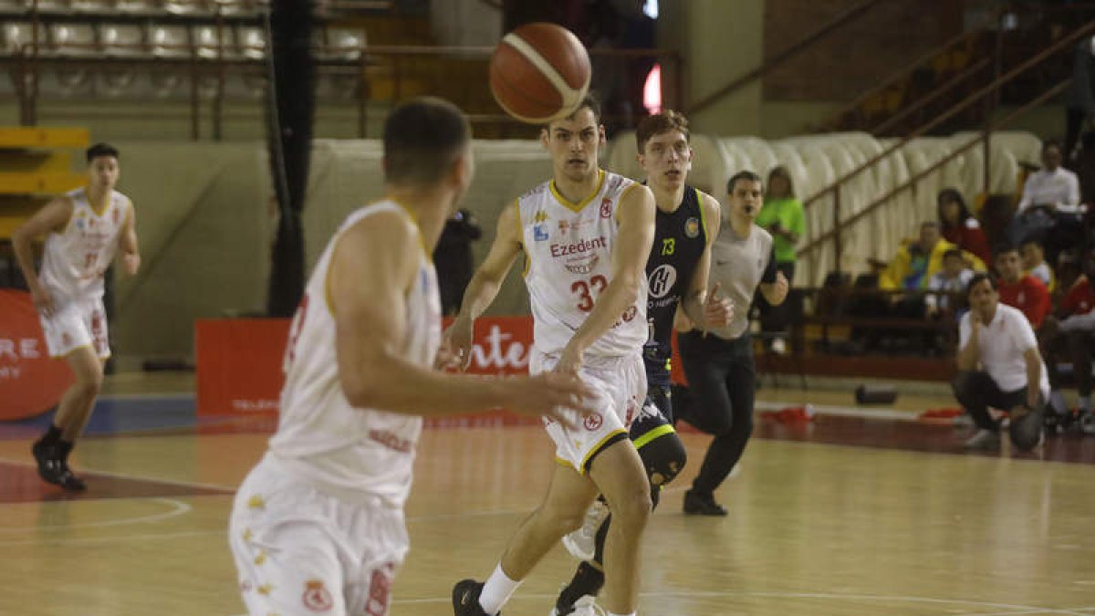 La Cultural disputará el sábado en el Palacio su último partido de la temporada. FERNANDO OTERO