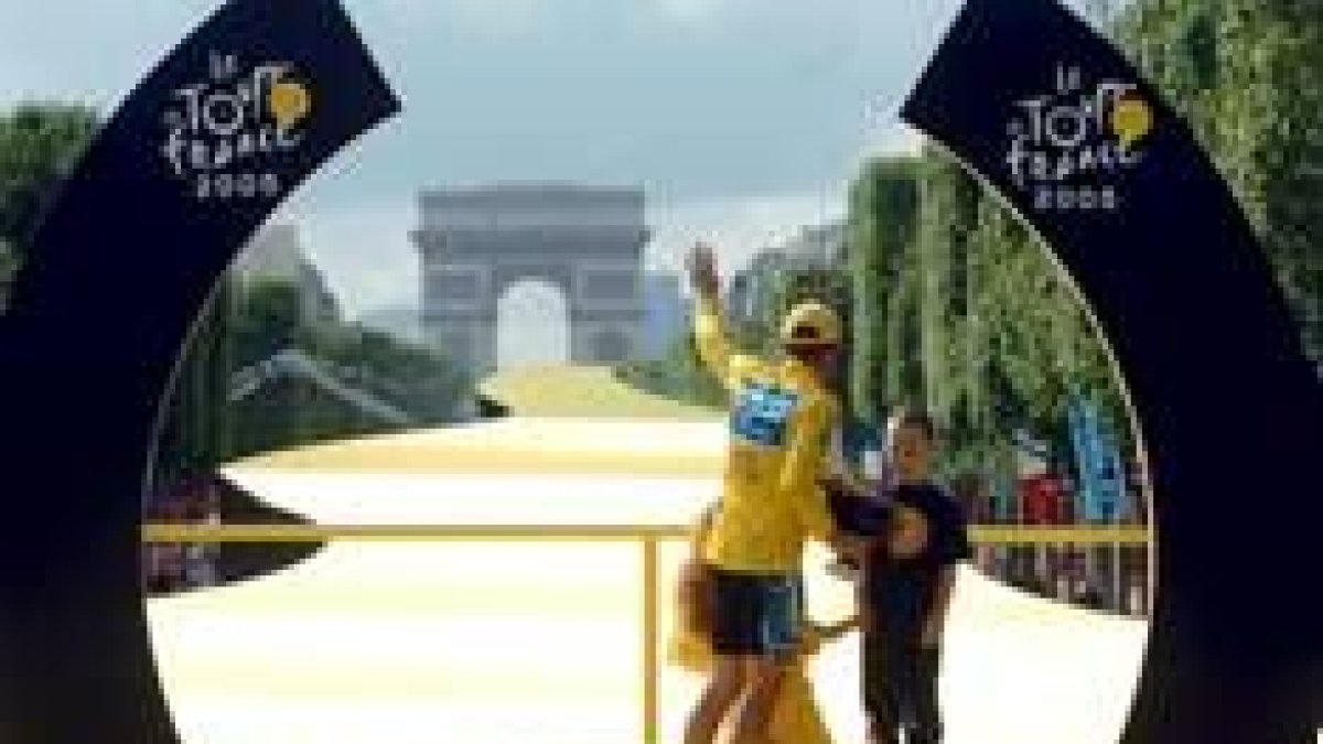 Armstrong, subido al podio del último Tour en el que conquistó su último triunfo antes de retirarse
