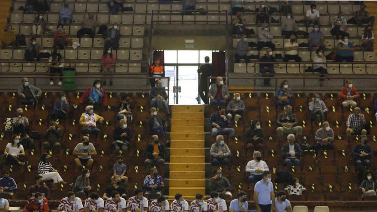 Imagen del Palacio de los Deportes el pasado domingo. JESÚS F. SALVADORES
