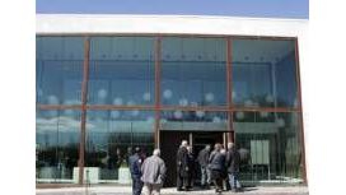Un momento de la inauguración del nuevo ayuntamiento