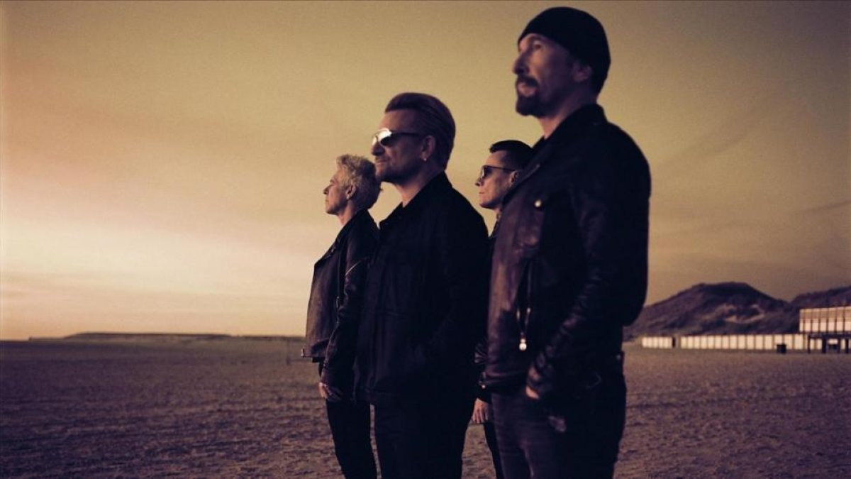 U2, en una imagen promocional, con Adam Clayton, Bono, Larry Mullen Jr y The Edge, de izquierda a derecha