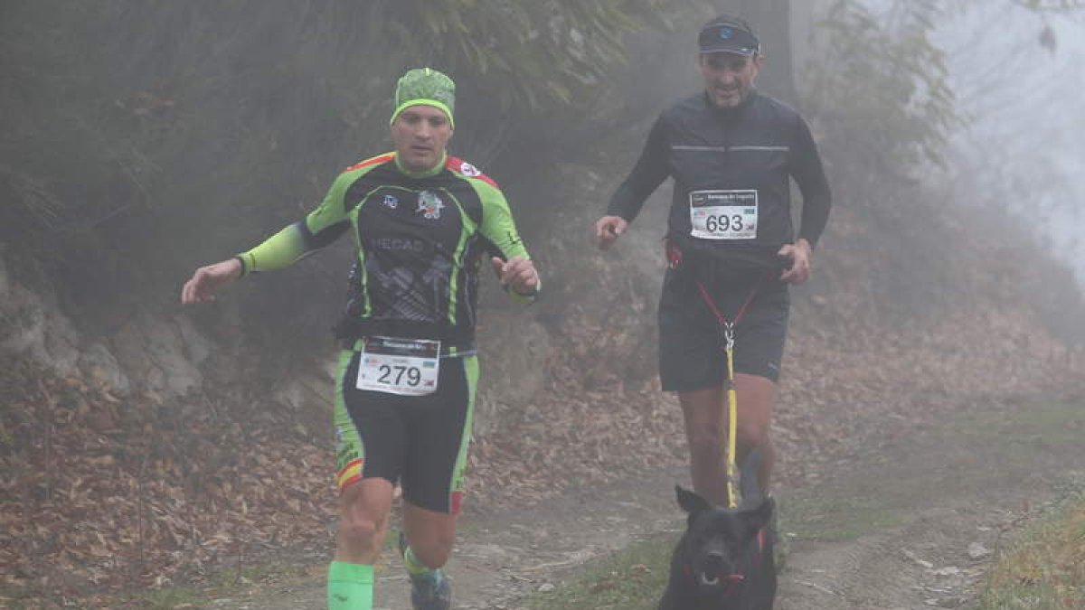 El trail abre esta tarde el calendario de la Dragoman. L. DE LA MATA